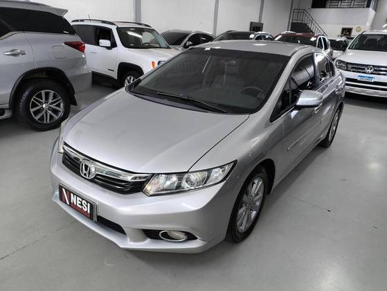 HONDA CIVIC 2.0 LXR 16V FLEX 4P AUTOMÁTICO HONDA CIVIC 2.0 LXR 16V FLEX 4P AUTOMÁTICO